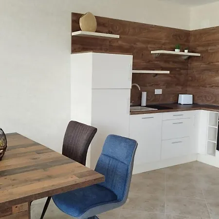 Aphrodite Park Apartamento *