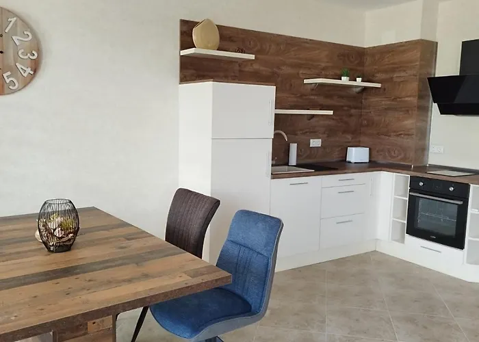 Aphrodite Park Apartamento *