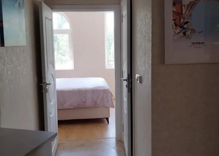 Aphrodite Park Slăntjev Brjag