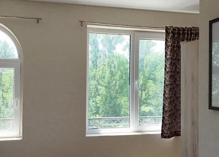 Aphrodite Park Slăntjev Brjag